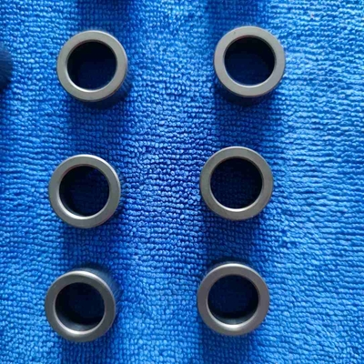産業用ポンプシステム向けカスタマイズされた炭化ケイ素スライドベアリングスリーブ 高温・高応力用途